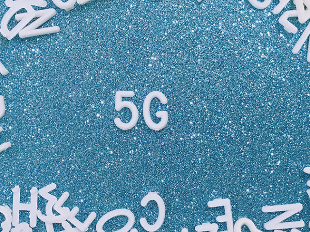 5G network wirelessly powers IoT devices