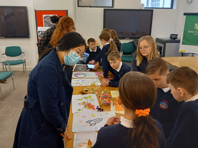 Primary school pupils inspired after presenting work at University of Oxford