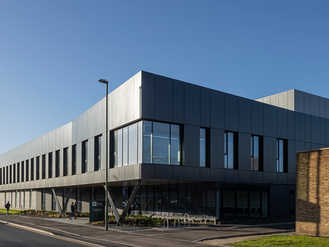 University of Nottingham engineers to deliver commercial services