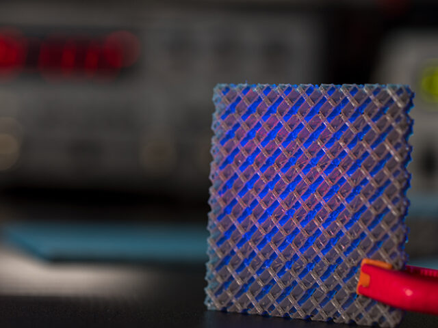 Researchers develop new AI-based design method for metamaterials