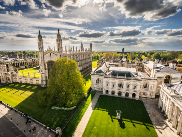 11 startups selected from the first Founders at the University of Cambridge Start 1.0 accelerator