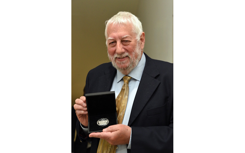 Cardiff catalyst pioneer wins top Academy award
